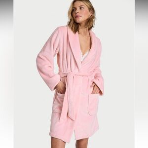 Victoria's Secret Soft Pink Robe